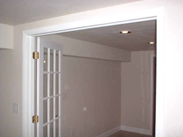 basementfiinishedroom.jpg