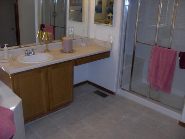 bathroomtile2.jpg